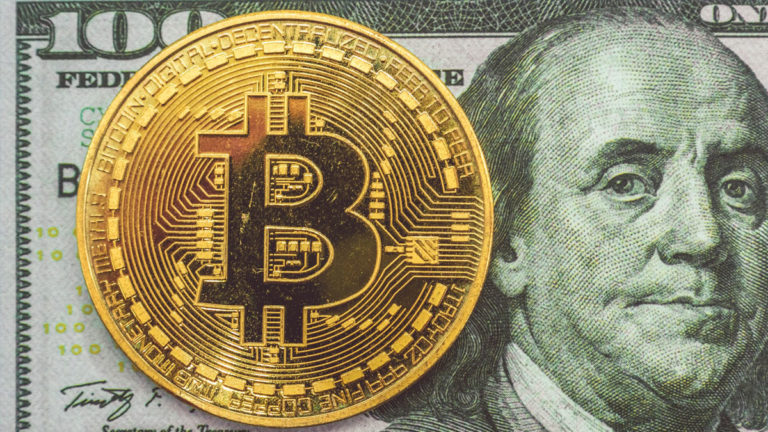 En los últimos 5 años, el dólar ha perdido hasta un 97,58% de su poder adquisitivo en relación con el Bitcoin