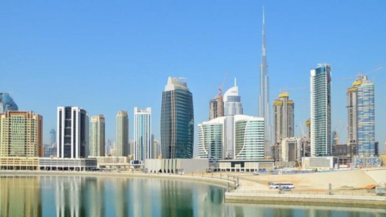 La Autoridad Reguladora de Activos Virtuales de Dubai (VARA) Concede una Aprobación Provisional a Crypto.com